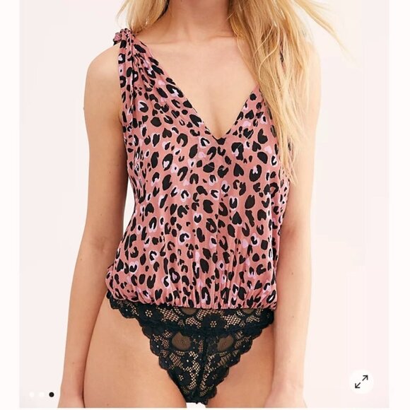 FREE People Bare It All Bodysuit animal print pink sleeveless Size Small - Picture 1 of 13